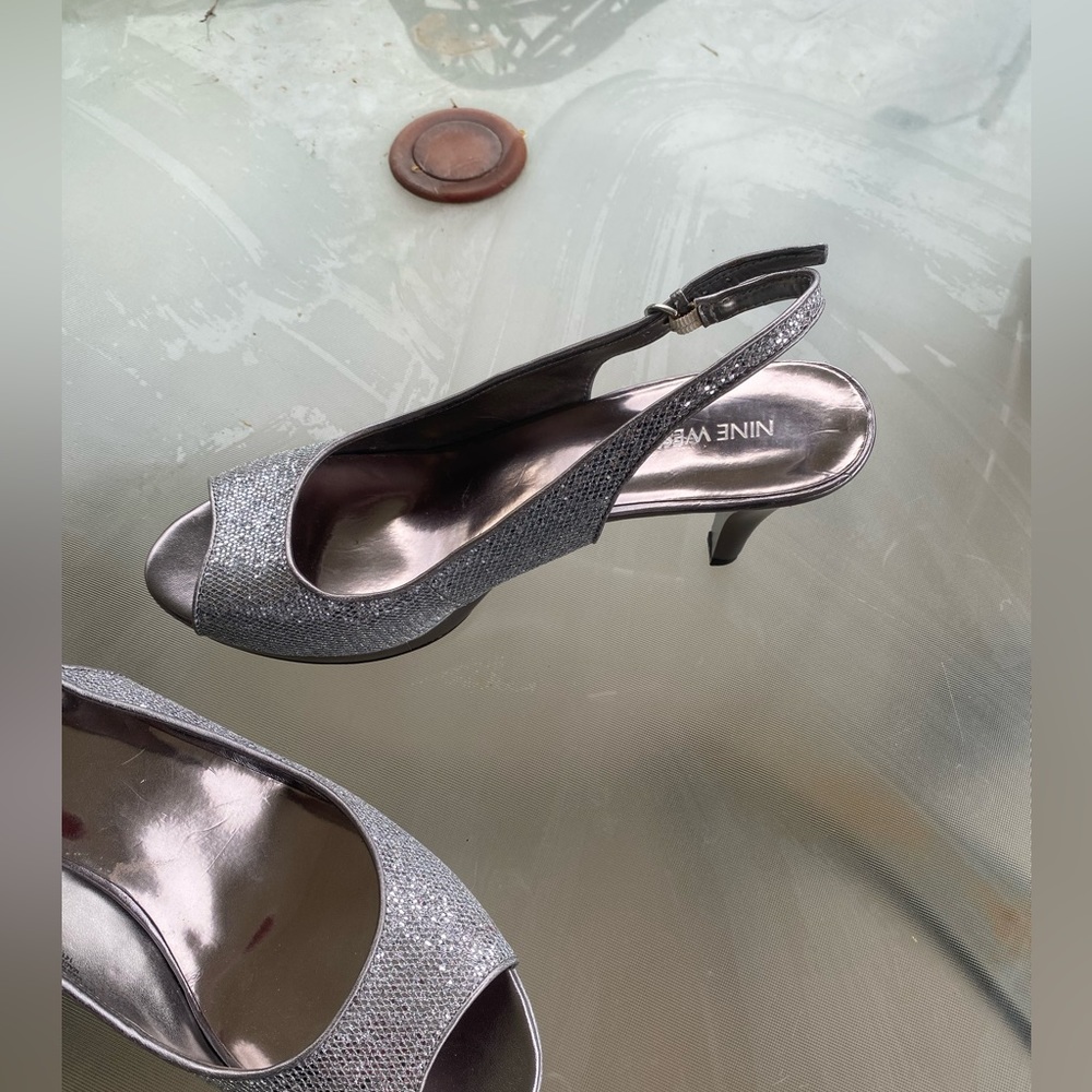 These shoes are perfect for a dress up event
